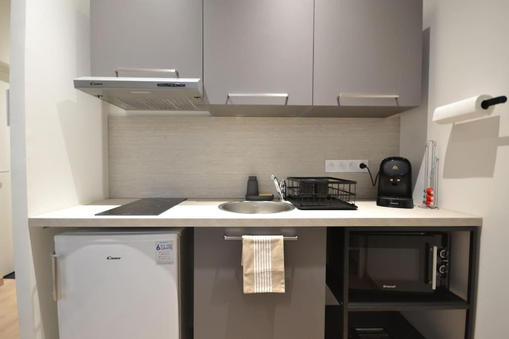 Studio en résidence privée à Villeurbanne Esterno foto